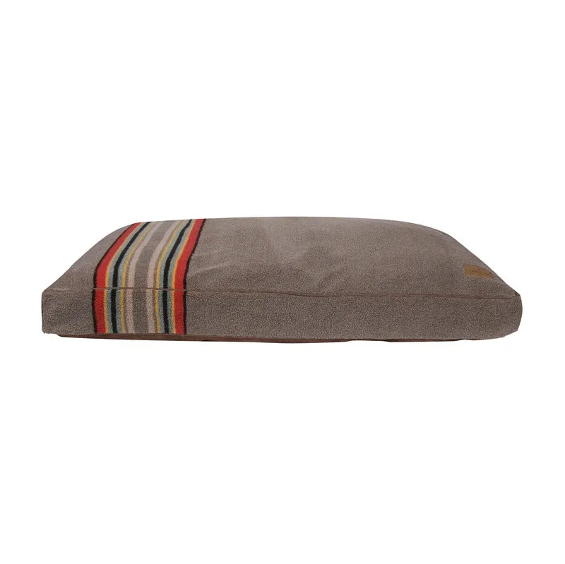 Vintage Camp Pet Napper